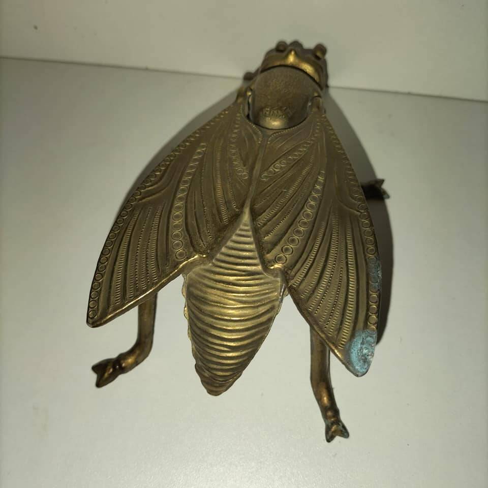 Vintage fly ashtray