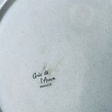 Sandstone pot or garnish