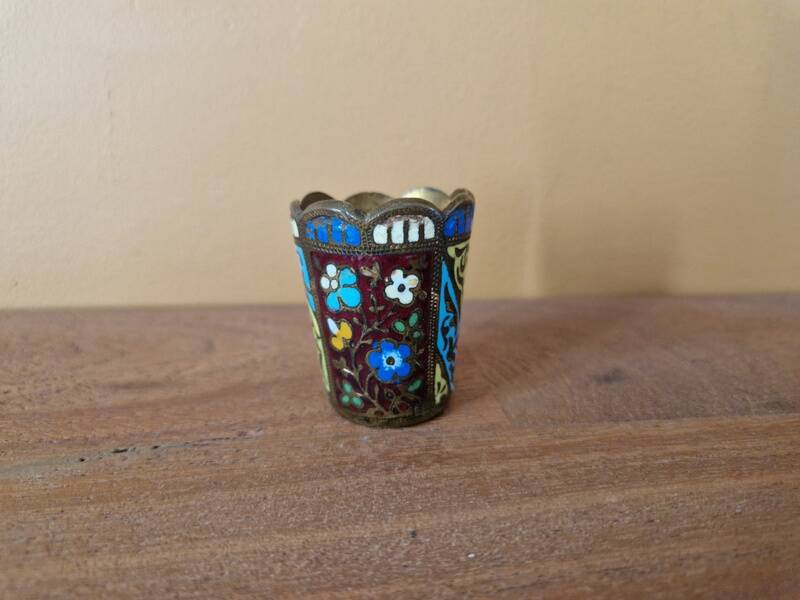 Small vase, pot or goblet in bronze and cloisonné enamel