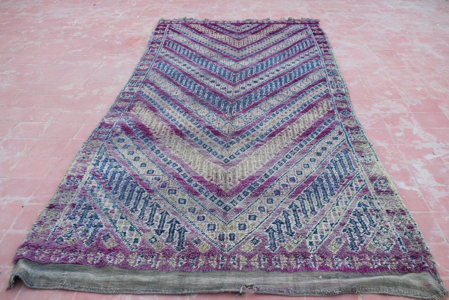 Carpet Beni Mguld vintage 360x160cm