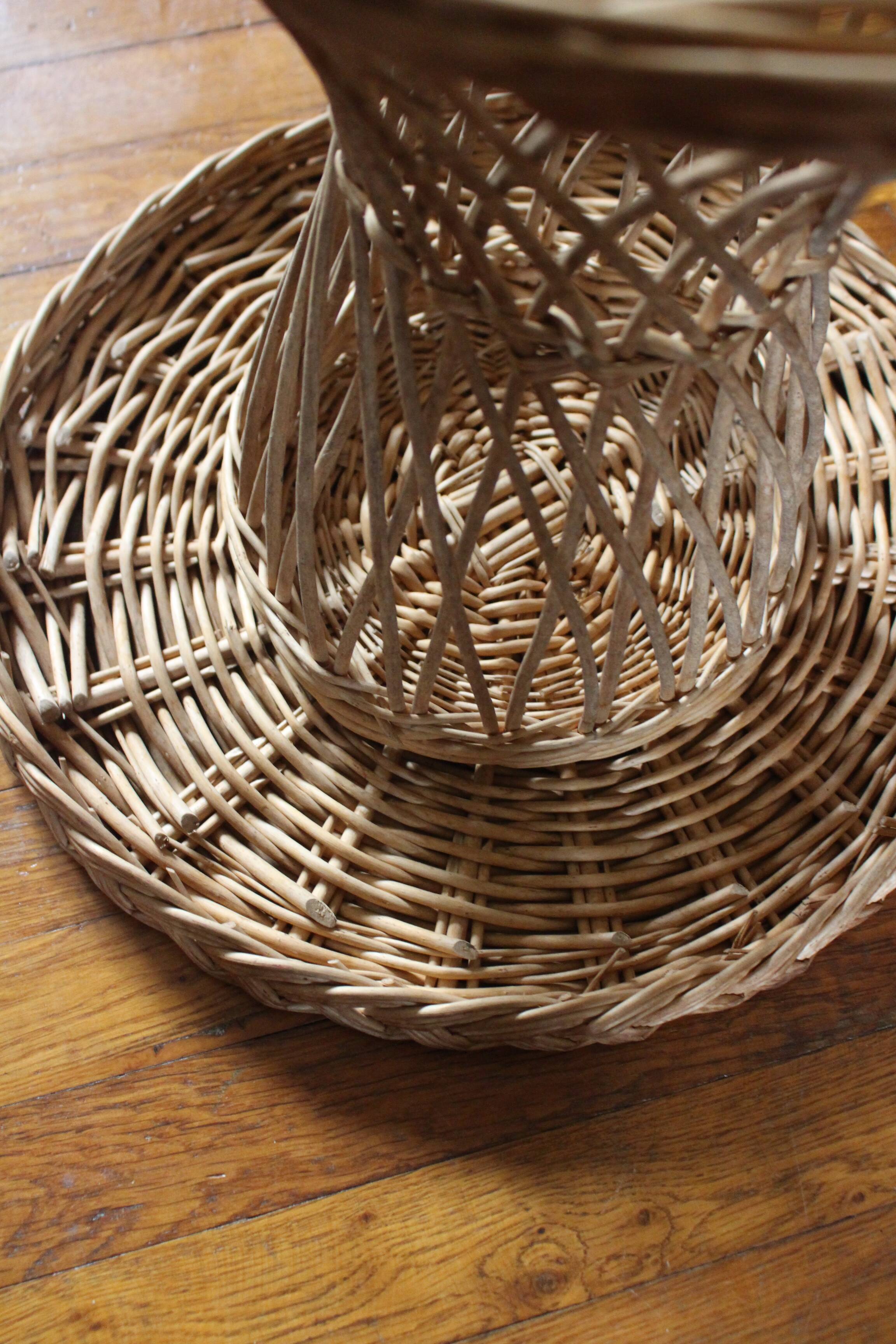 Round wicker garden side table