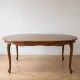 Table de salle à manger ronde extensible style Louis XV en bois