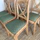 Chaises en bois massif assises verte