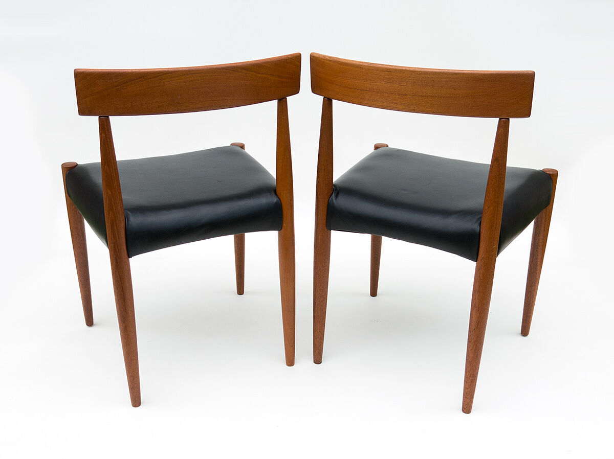 Danish MK 200 Chairs in Teak by Arne Hovmand-Olsen for Mogens Cold, Set of 4