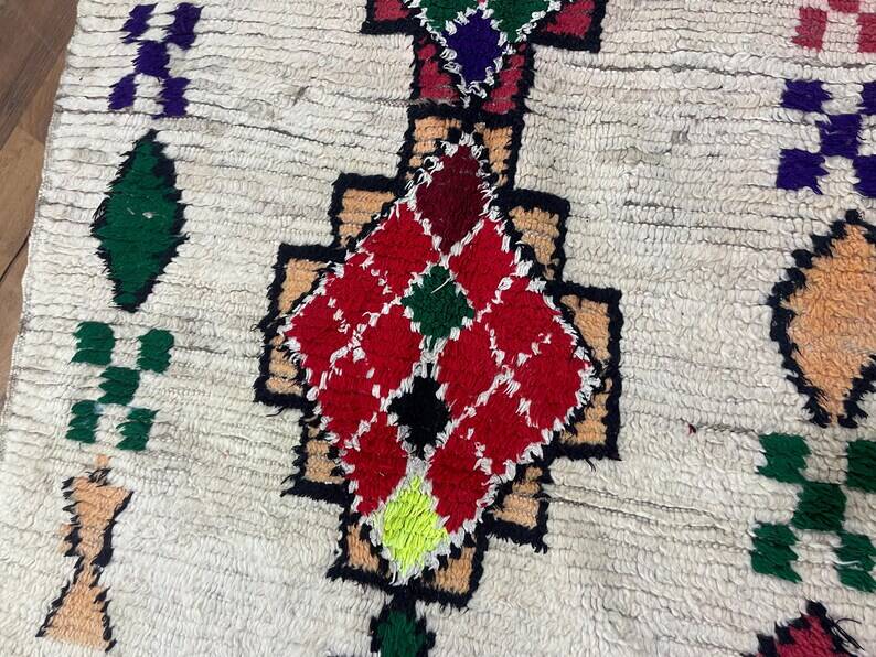 Berber wool rug decorated 200cm x 300cm