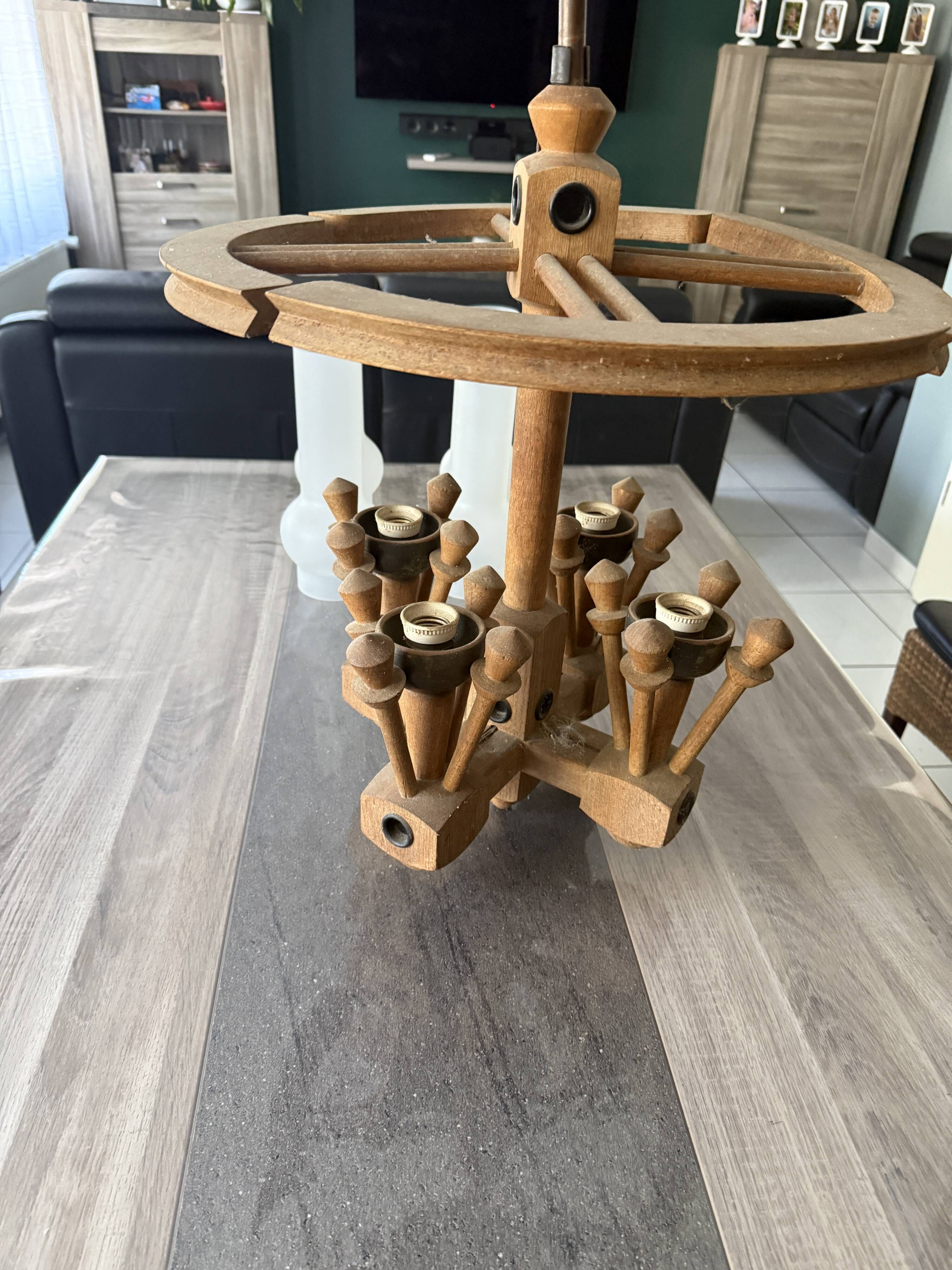 Lustre Guillerme & Chambron – Votre Maison – Chêne et opaline