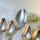 Ensemble de 8 cuillères à soupe vintage en métal argenté