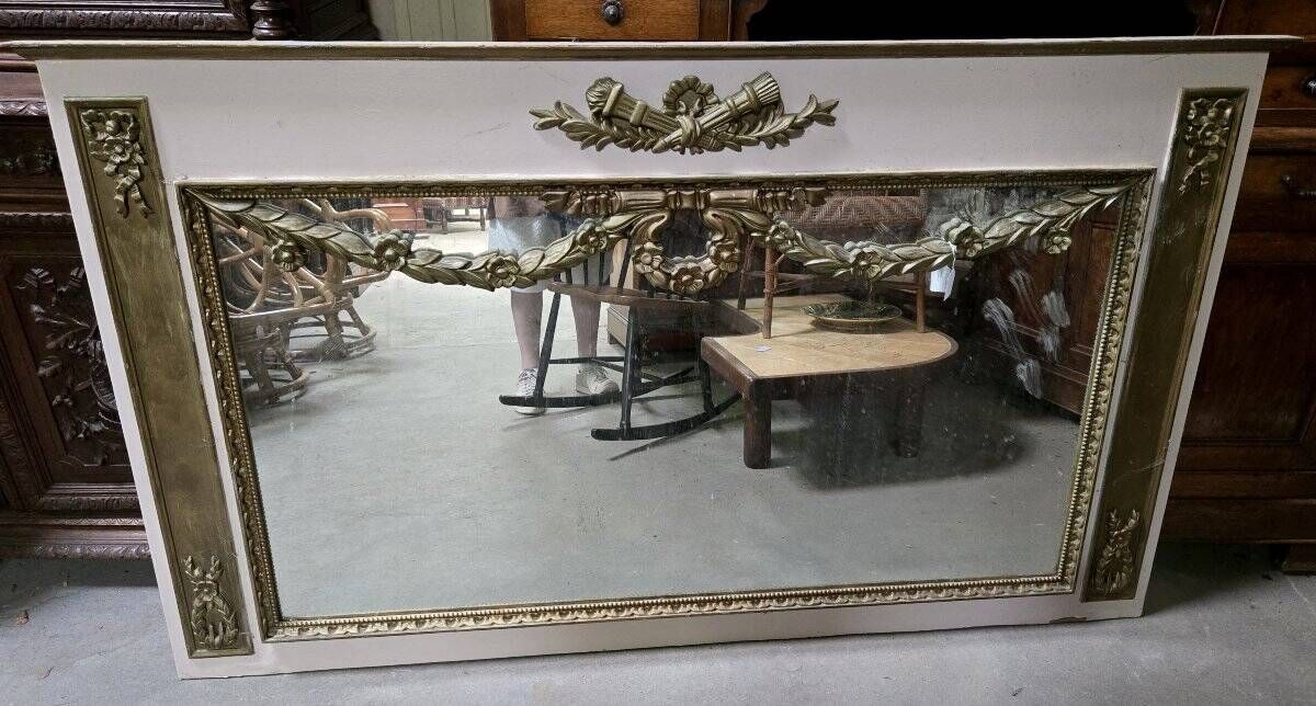 very large wooden trumeau in Louis XVI style, painted wood