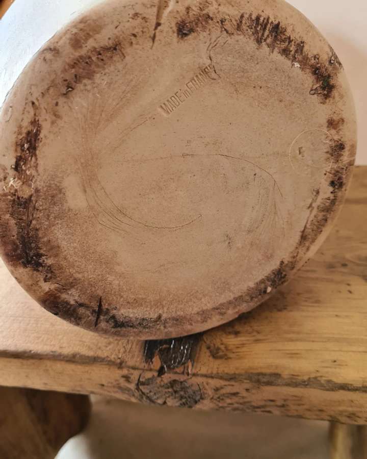 Old sandstone grease pot