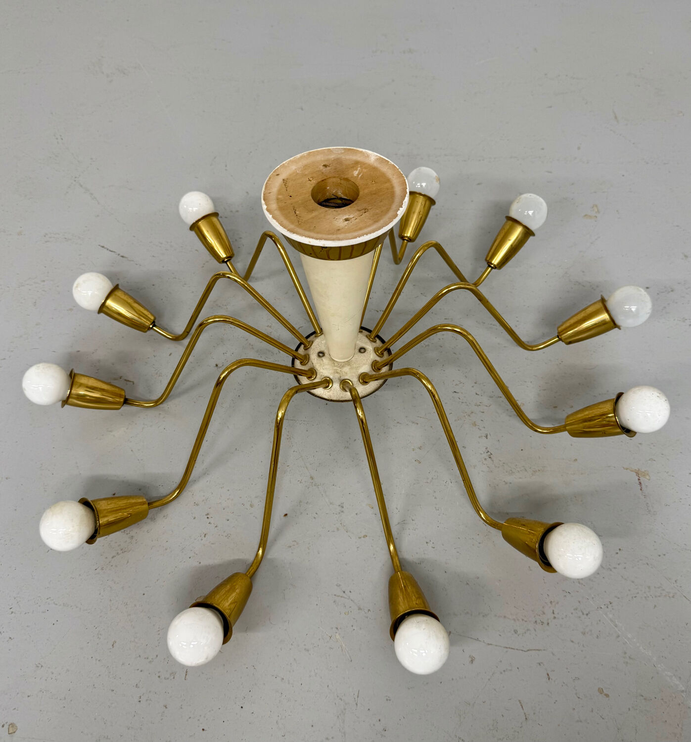 Antique 12-light Sputnik spider pendant lamp from the 60s