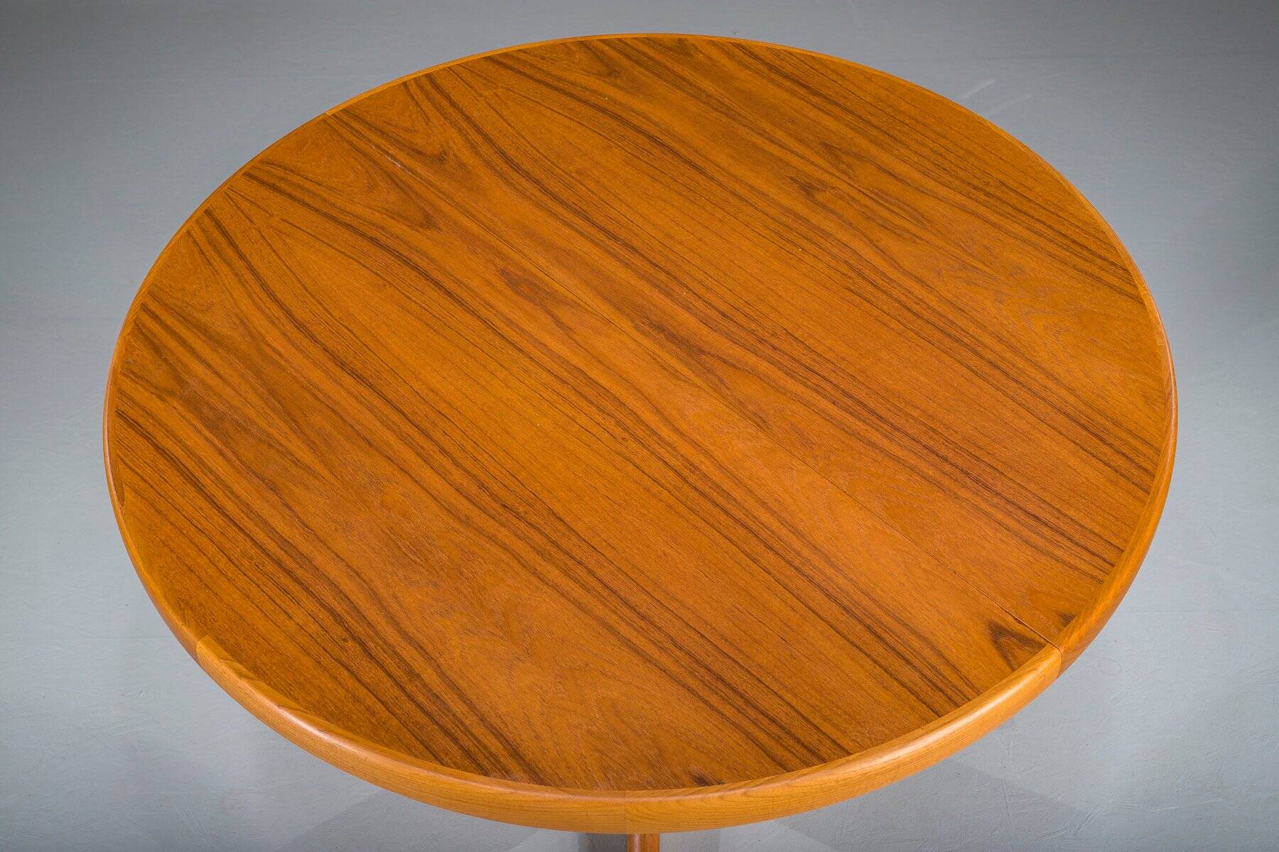 Vintage round teak dining table, 1960s