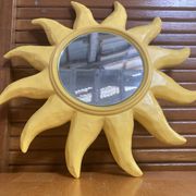 Miroir soleil ancien D. Dinis en céramique jaune