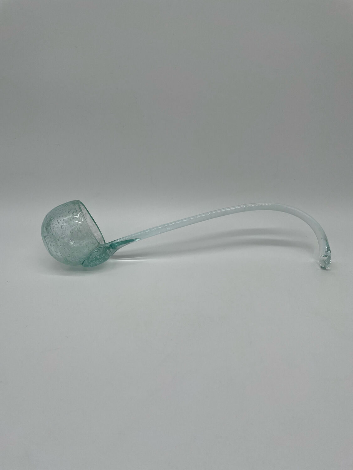 Punch service, Medici sangria in blue bubbled glass