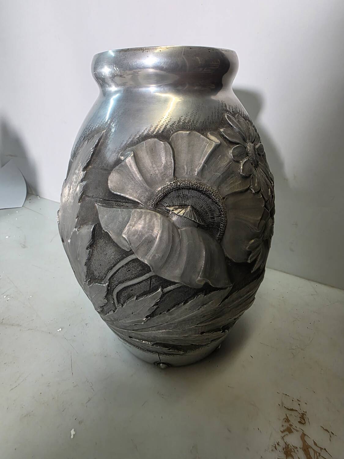 Art Deco vase in repoussé tin Signed Houzeaux Floral decoration 30 cm