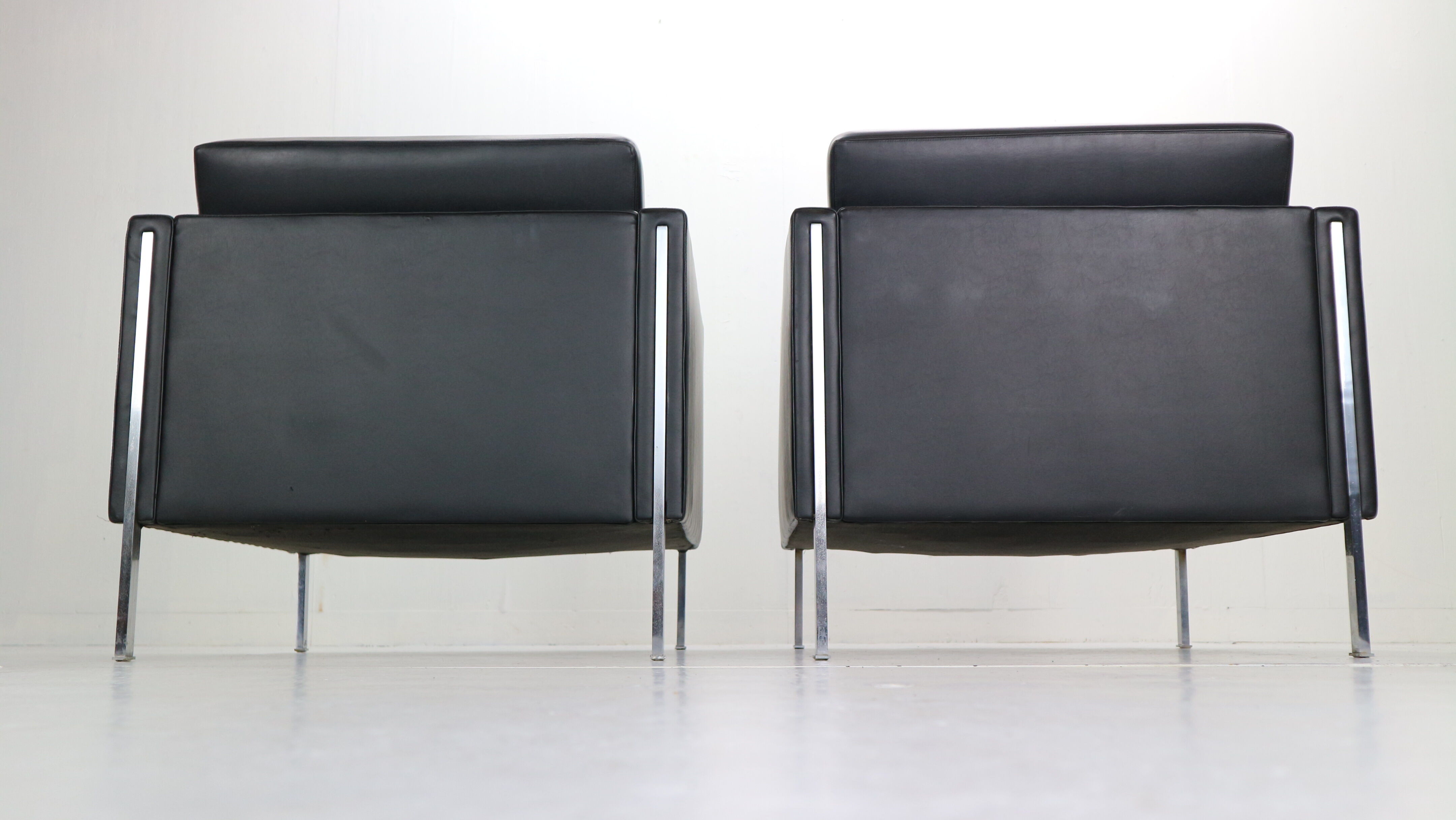 Pierre Paulin Set of 2 "442" Club Chairs for Artifort, 1960