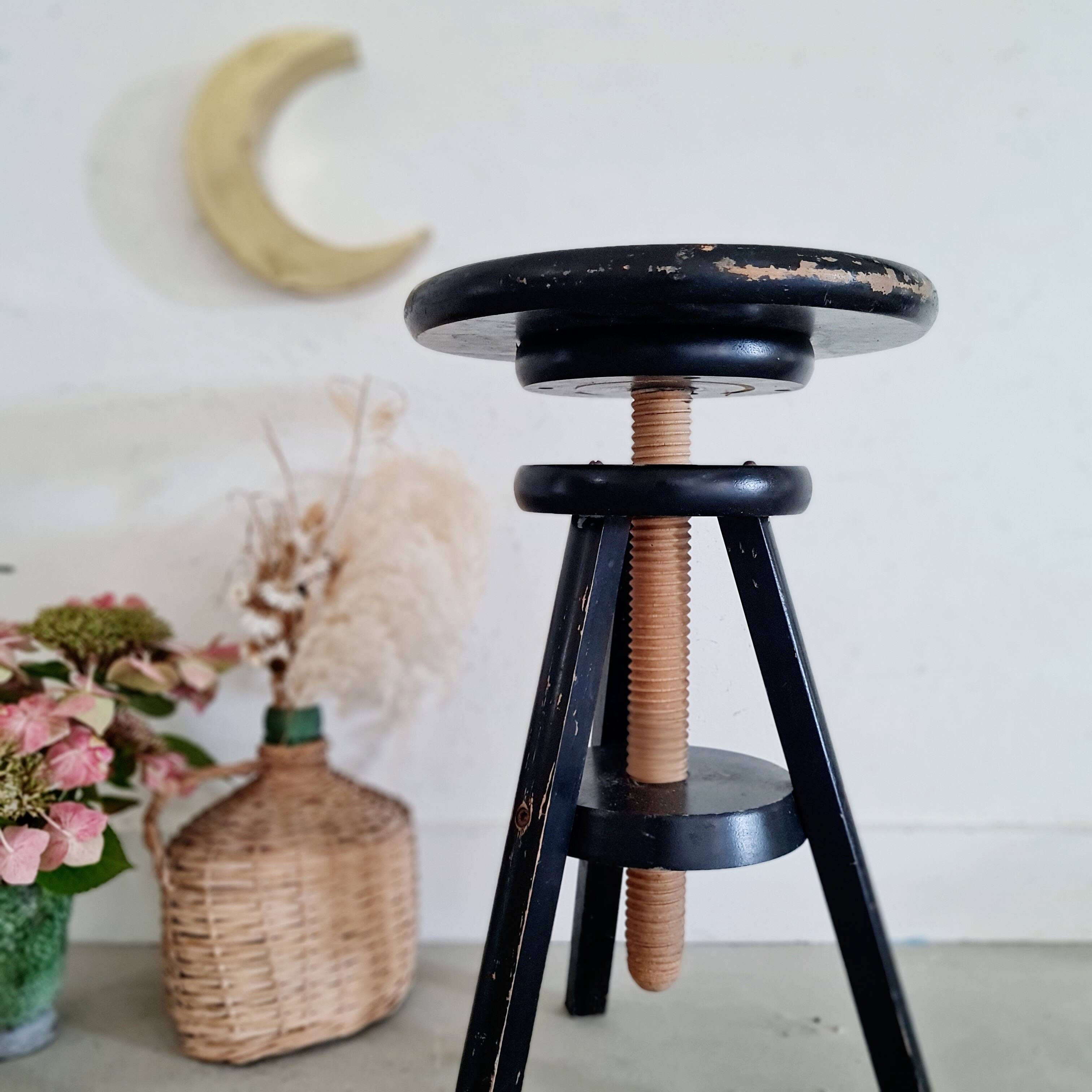 Antique black piano stool in adjustable wood