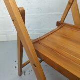 Paire de chaises pliantes en hêtre
