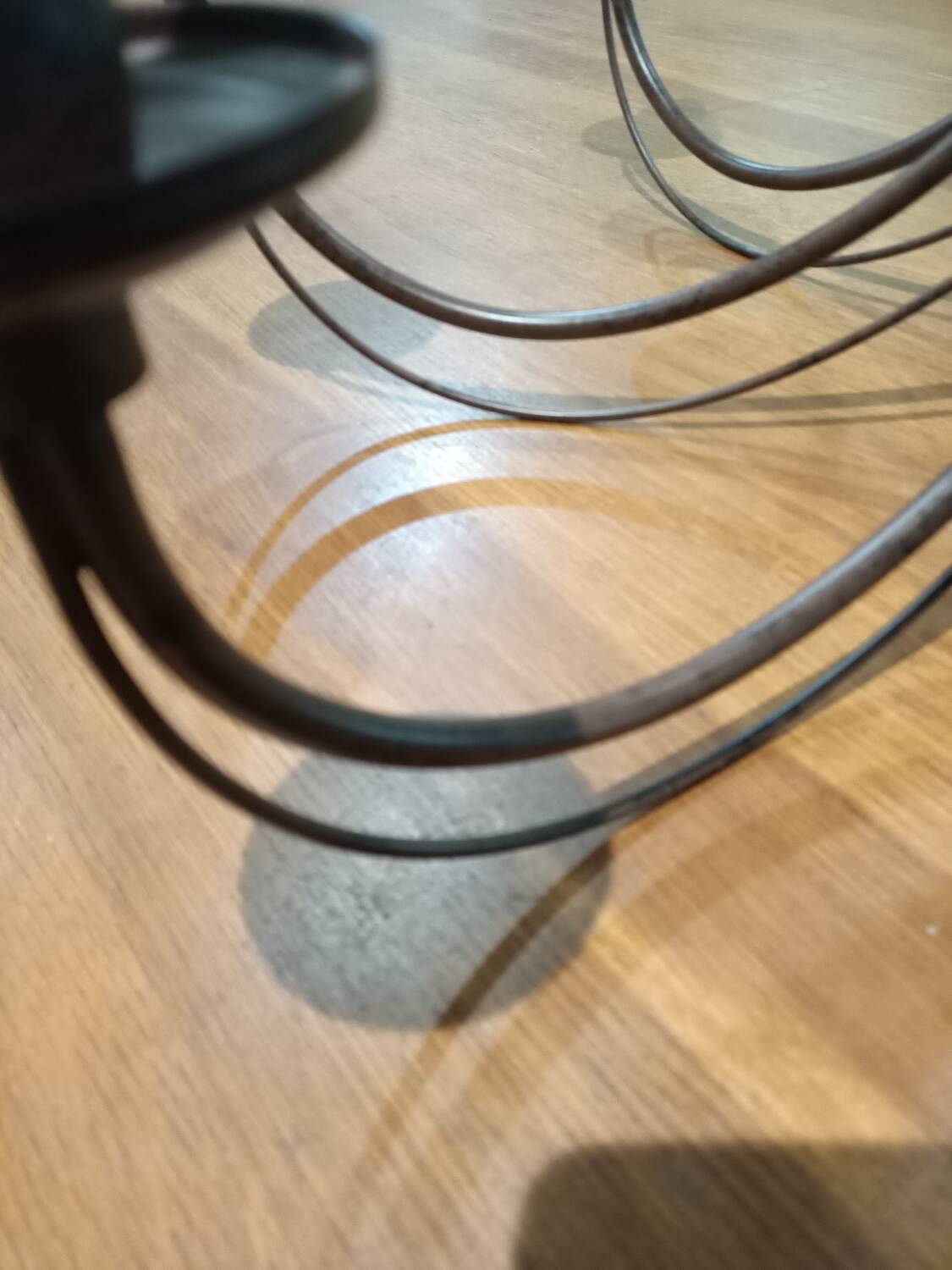 Paire de lustres métal mat