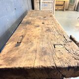 Old establishment in raw solid oak