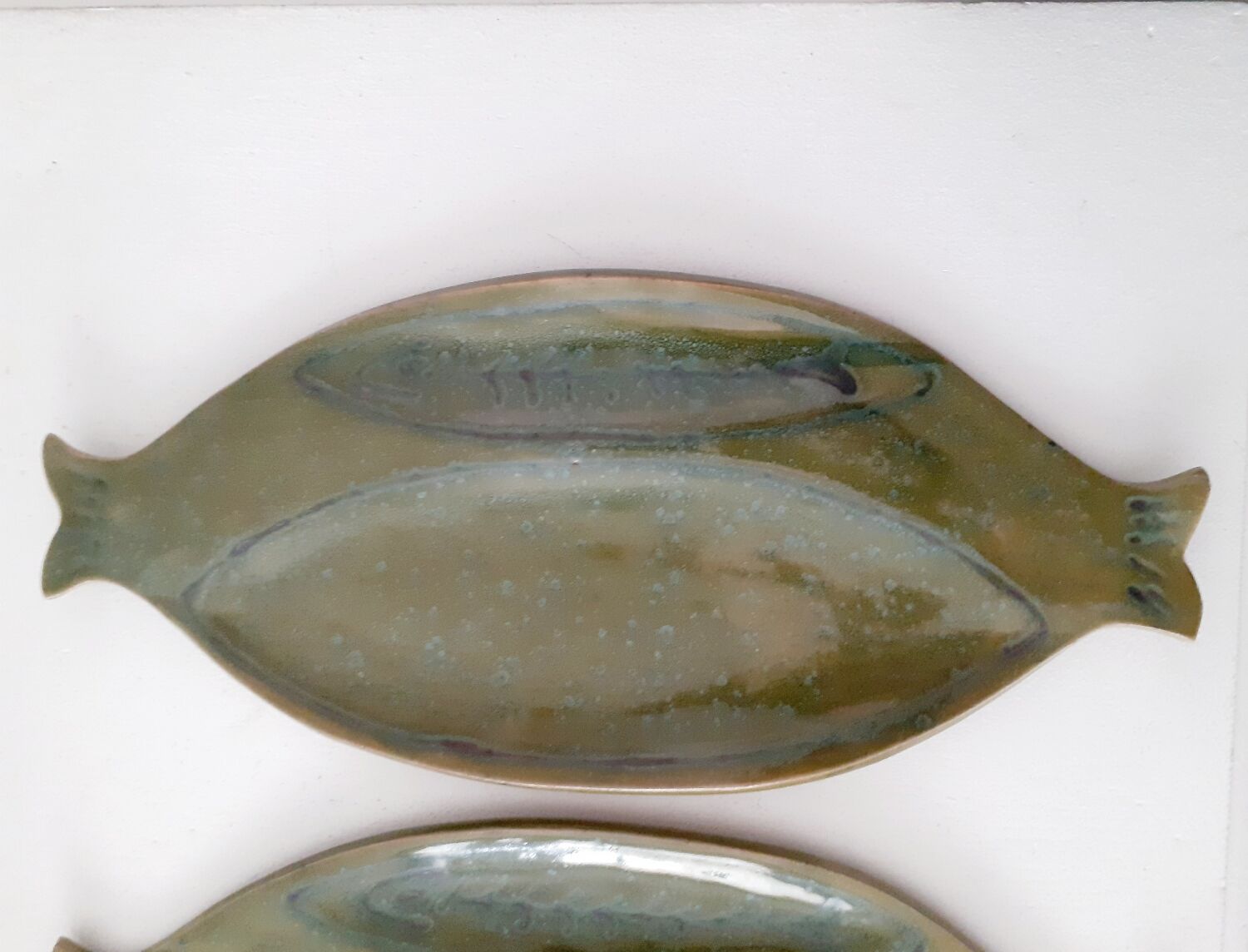 Vintage ceramic fish plates