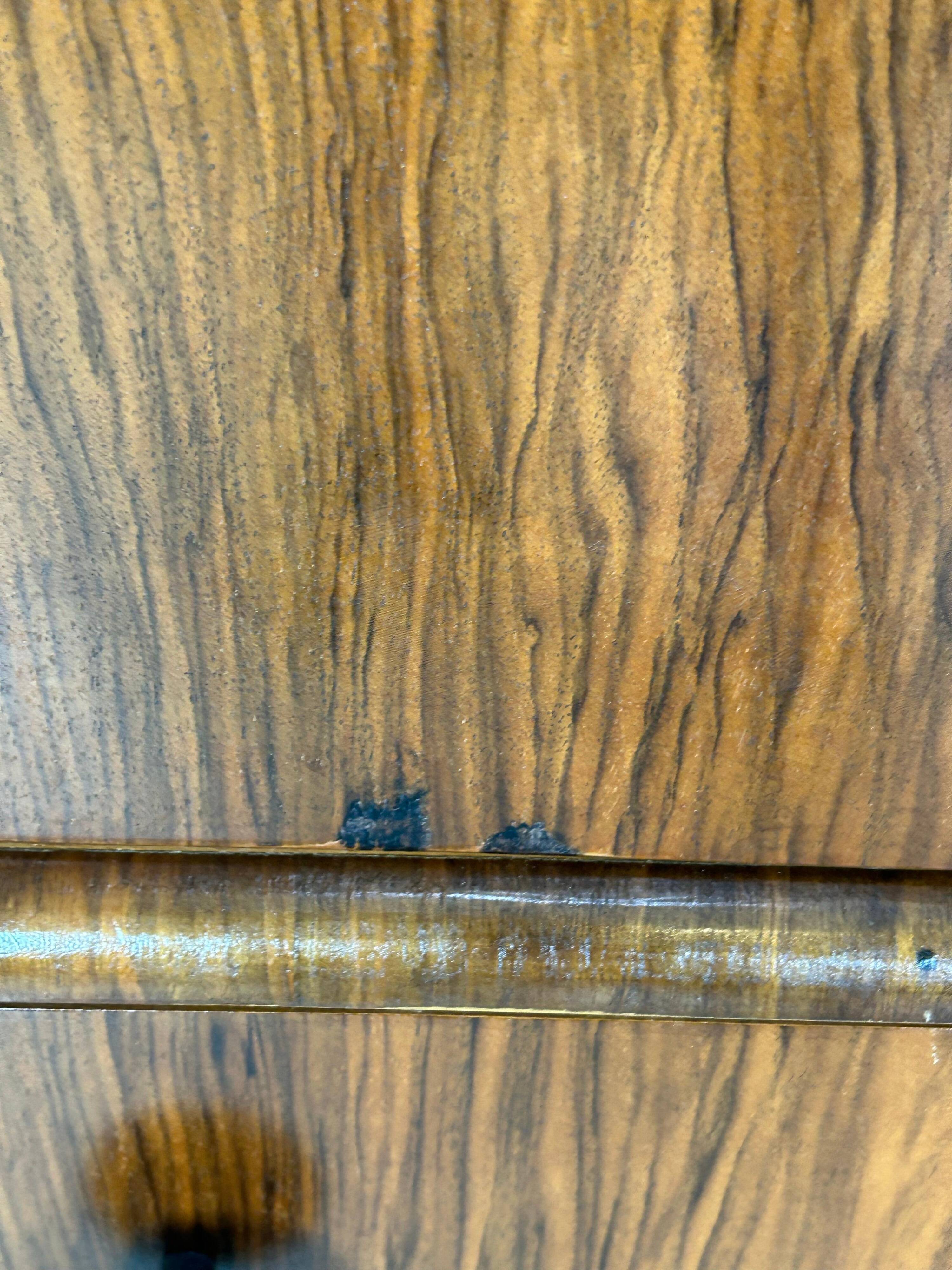 Armoire Art Déco en ronce de noyer 1930