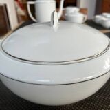 Bernardaud Limoges table service platinum model, 45 pieces