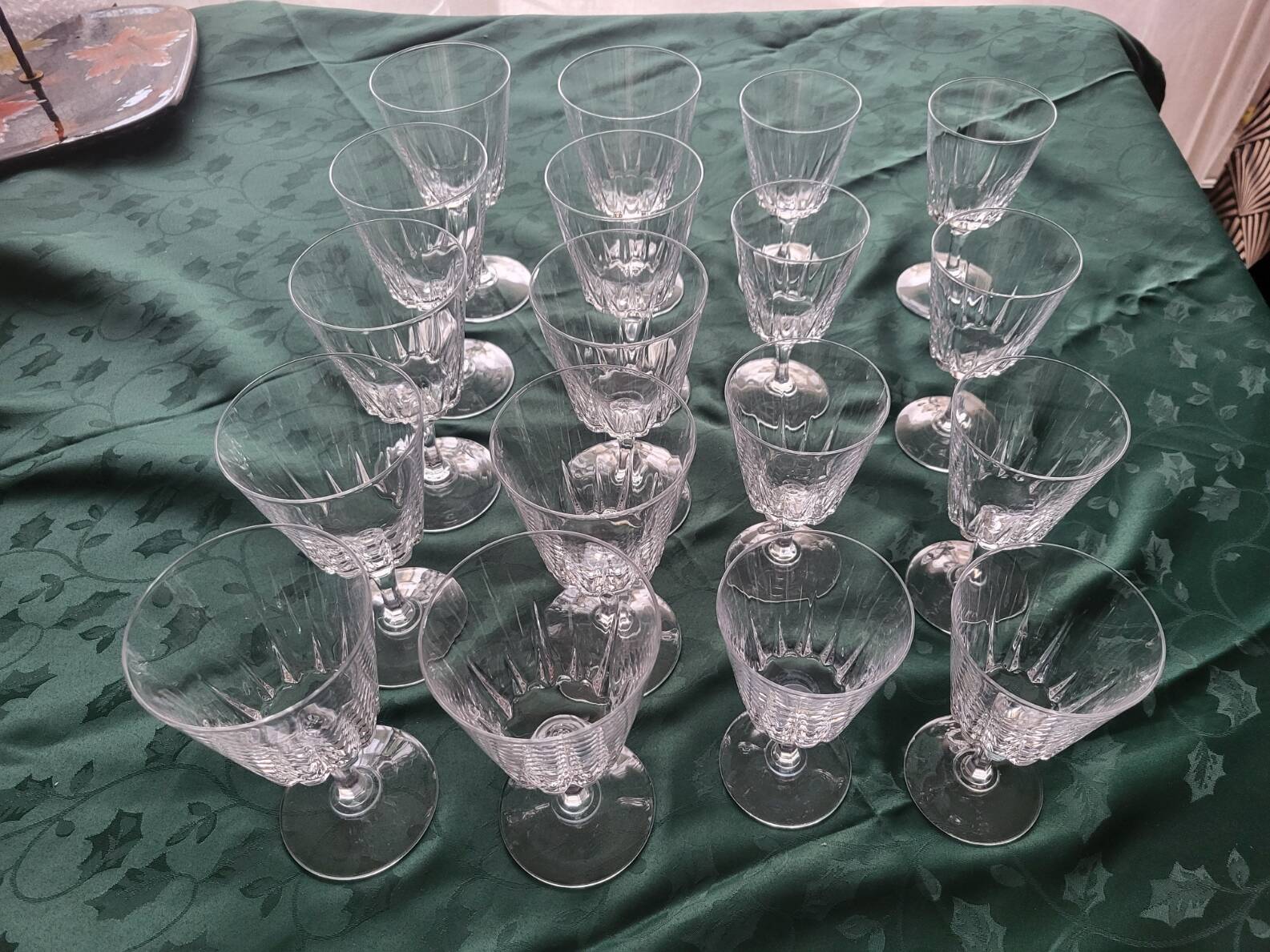 Arques crystal glassware service, Versailles pattern, France (set of 18)