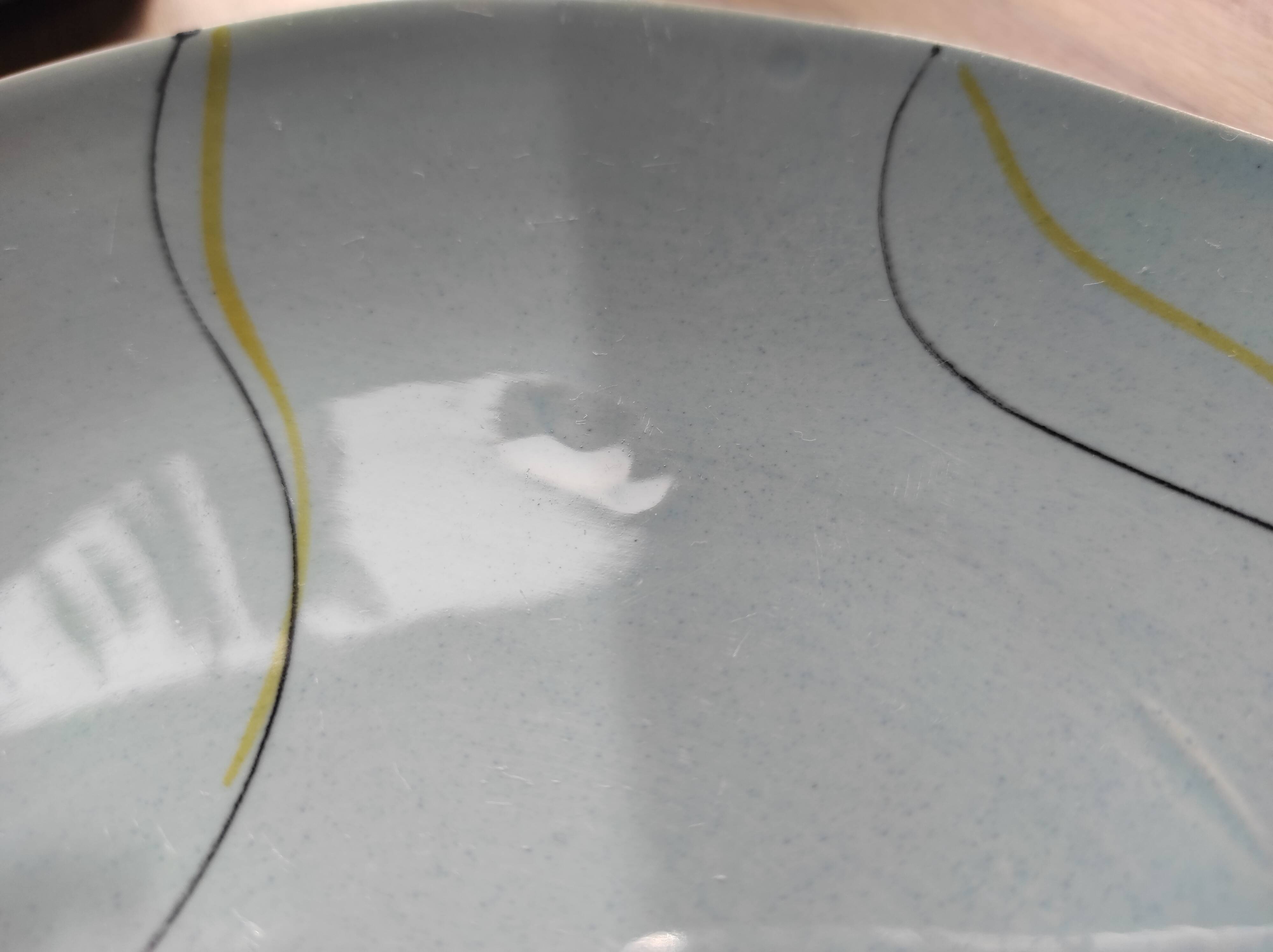 Fish pattern plate Bernard Serraz MBFA Pornic