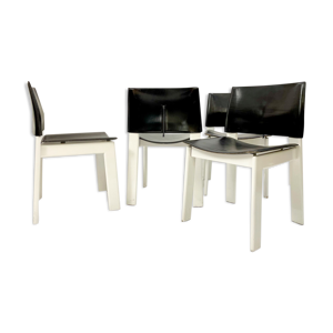 4 chaises en cuir noir - bois