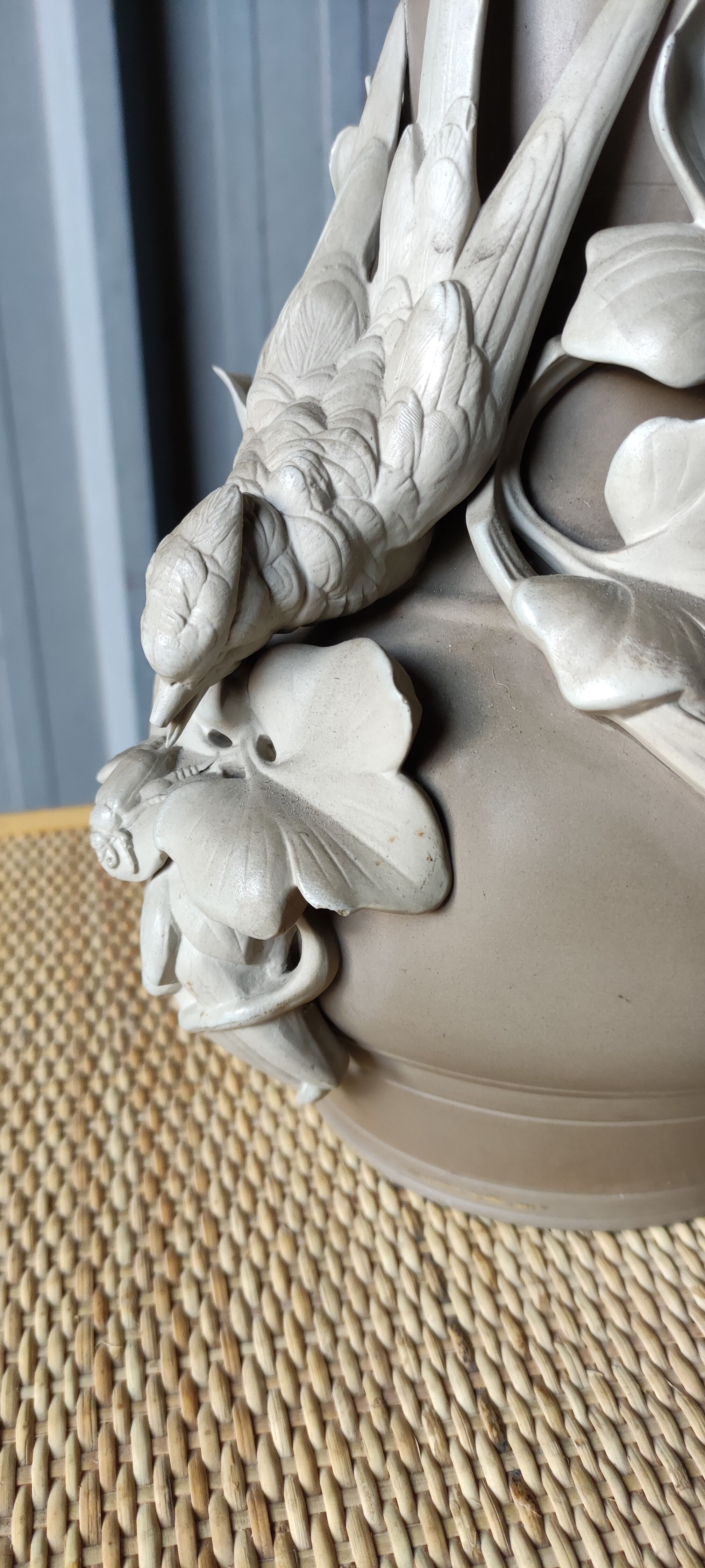 Vase barbotine décor art nouveau