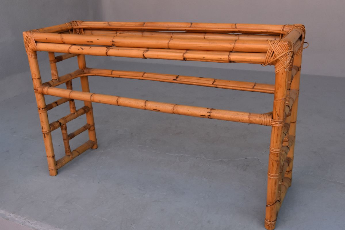 Bamboo console 60