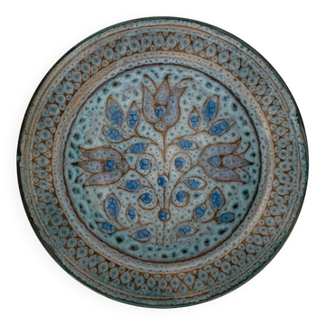 Deep plate signed Le Henaff