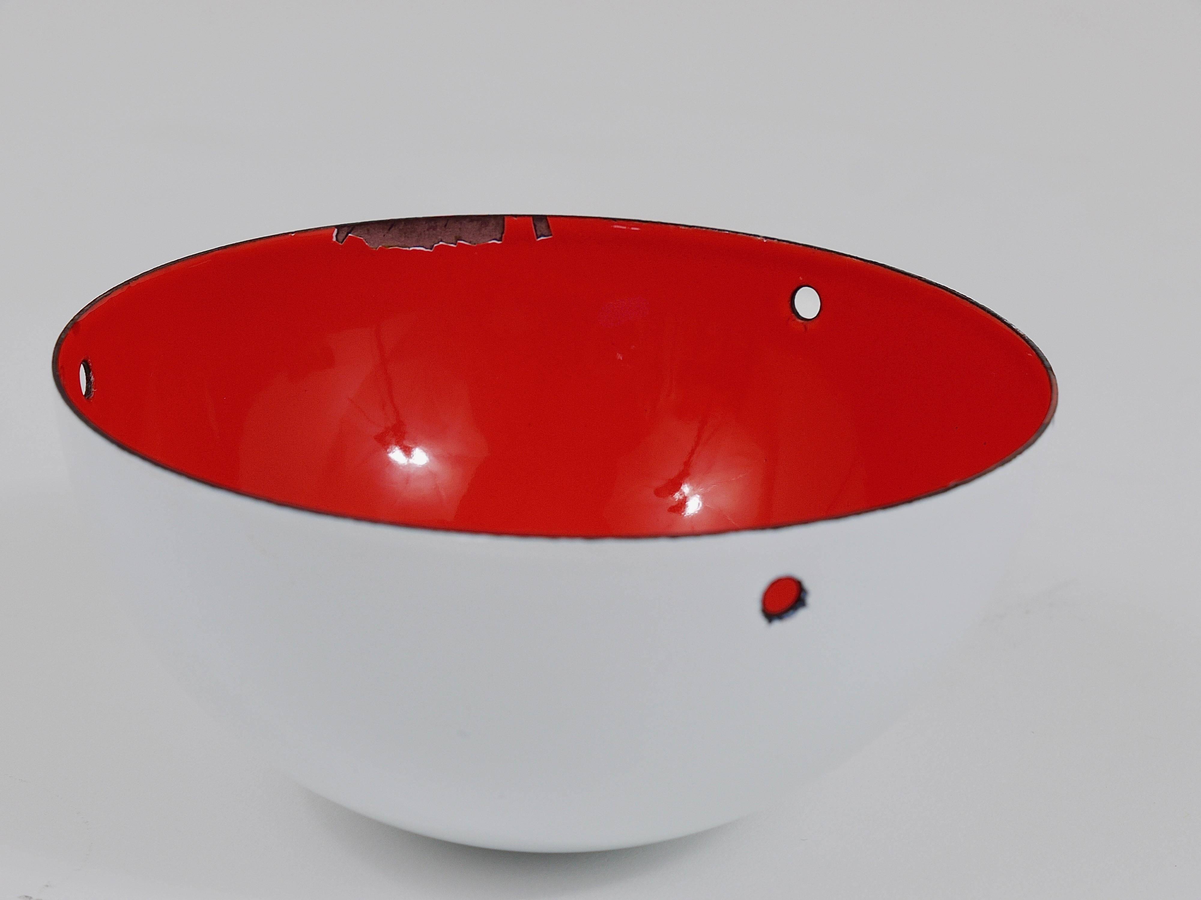 White Verner Panton flower pendant, Louis Poulsen, Denmark, 1969