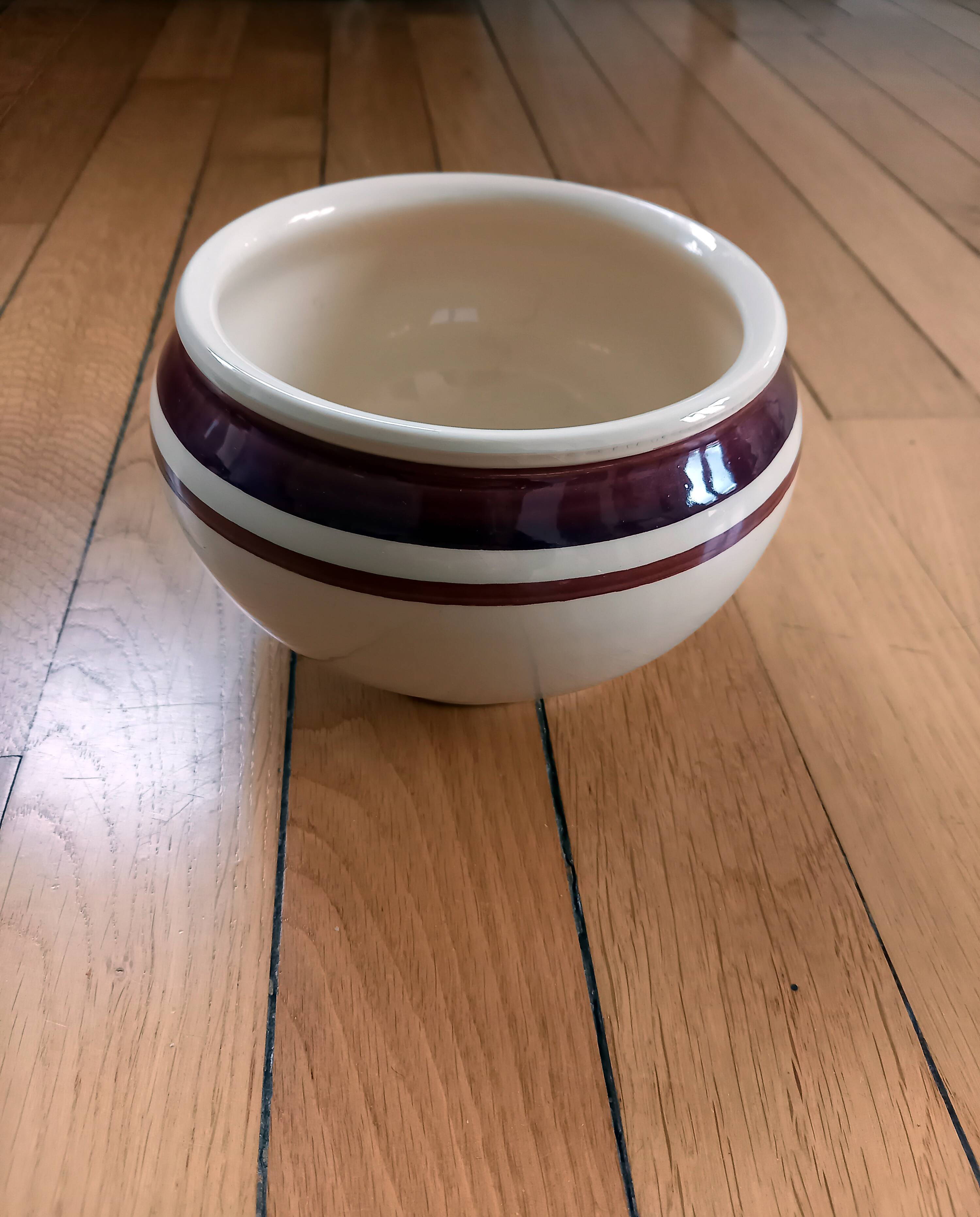 Old small cache pot in enamelled terracotta / ceramic