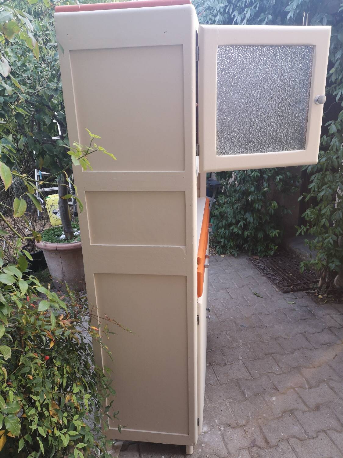 Mado solid wood furniture