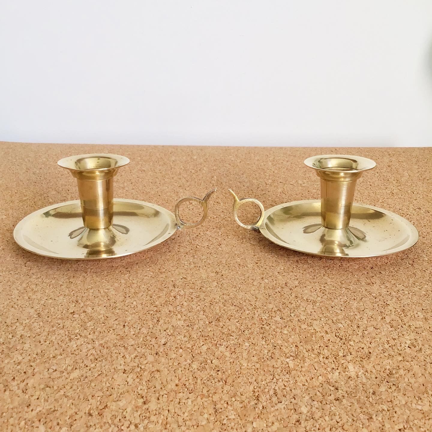 Lot de 2 bougeoirs en laiton vintage