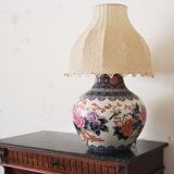 Vase-shaped table lamp with hand-embroidered lampshade, China, 1950
