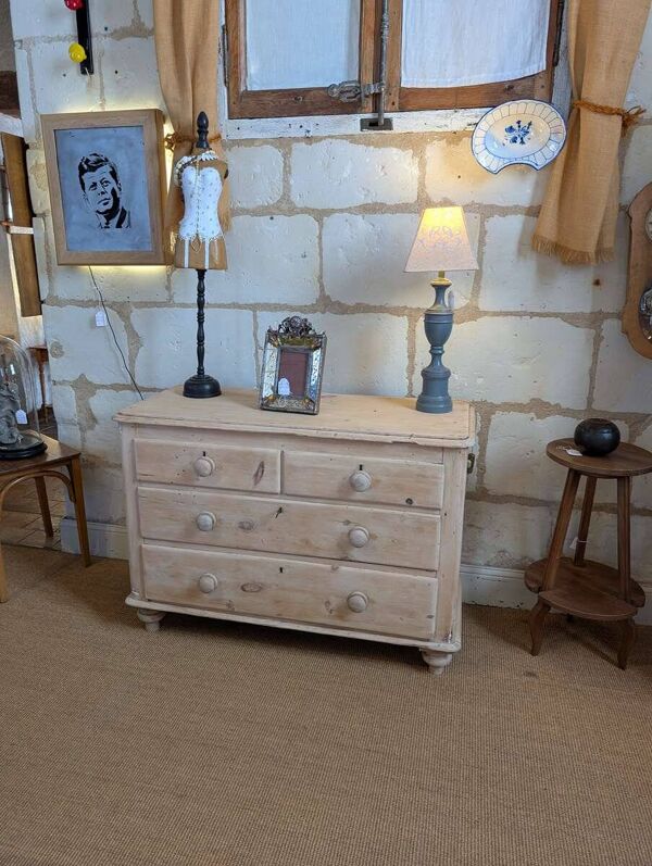 Commode anglaise ancienne