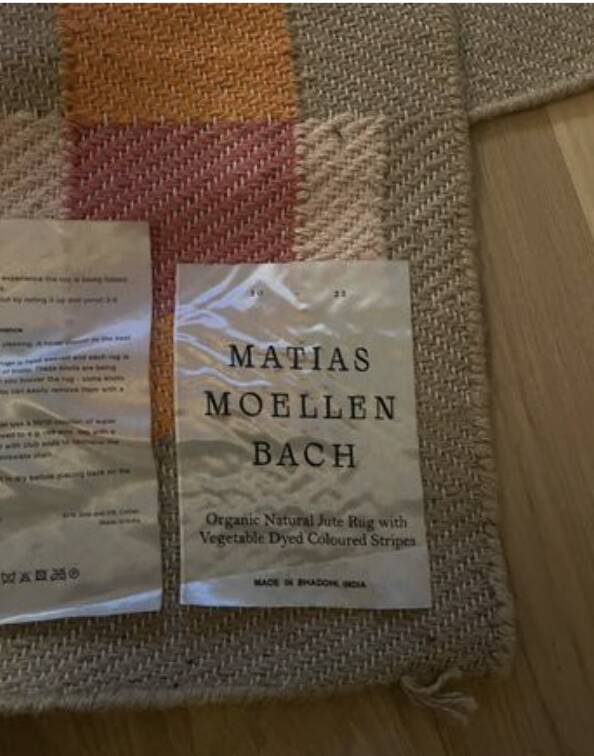 Jute rug with pink and orange patterns Matias Moellenbach