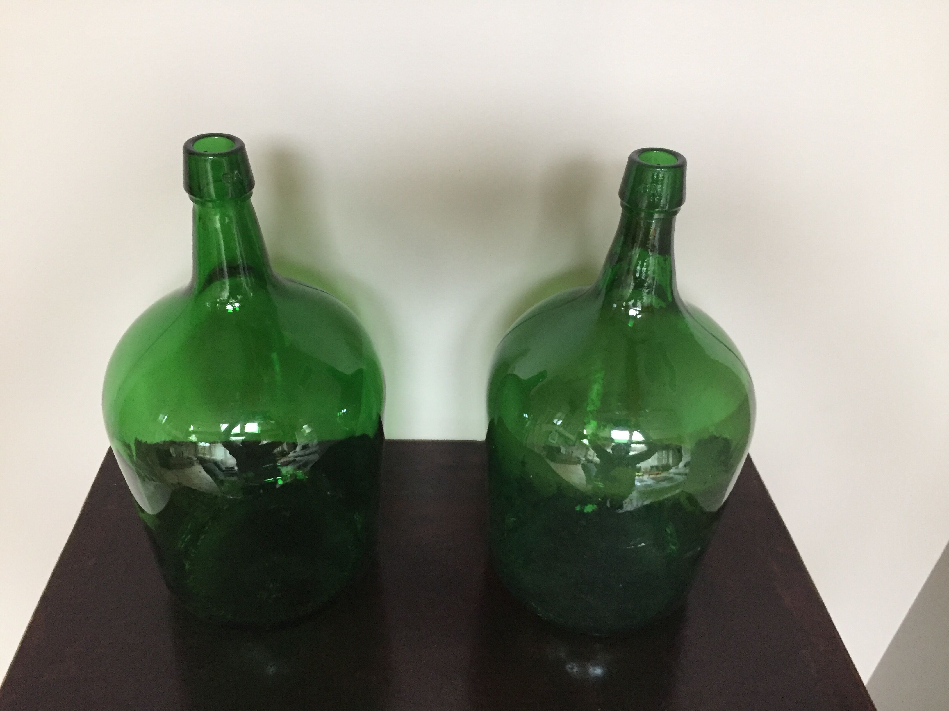 Old demijohn duo of green color 5L