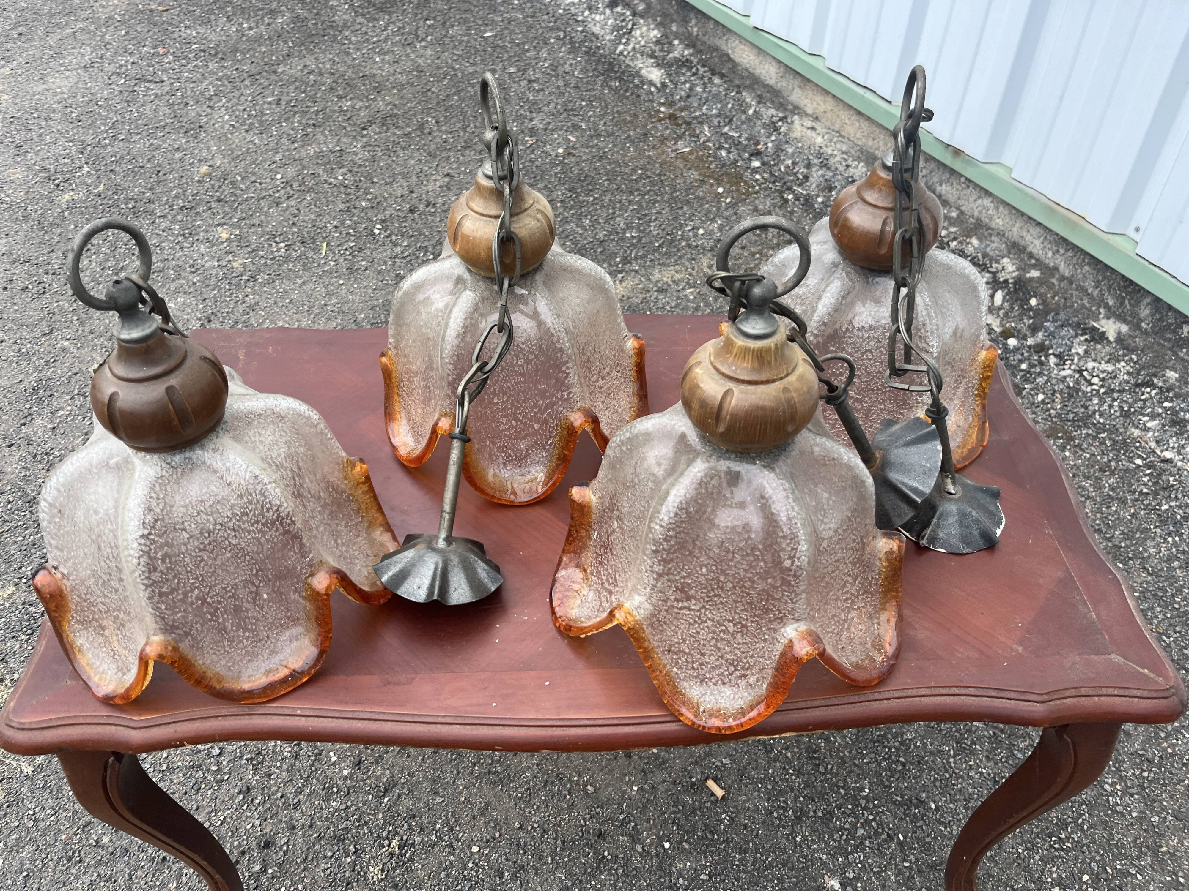 Ensemble de 4 Suspensions Vintage en Verre Bullé et Bois