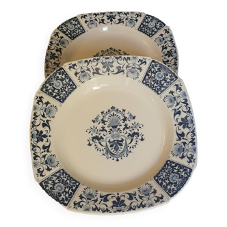 Deux assiettes Gien