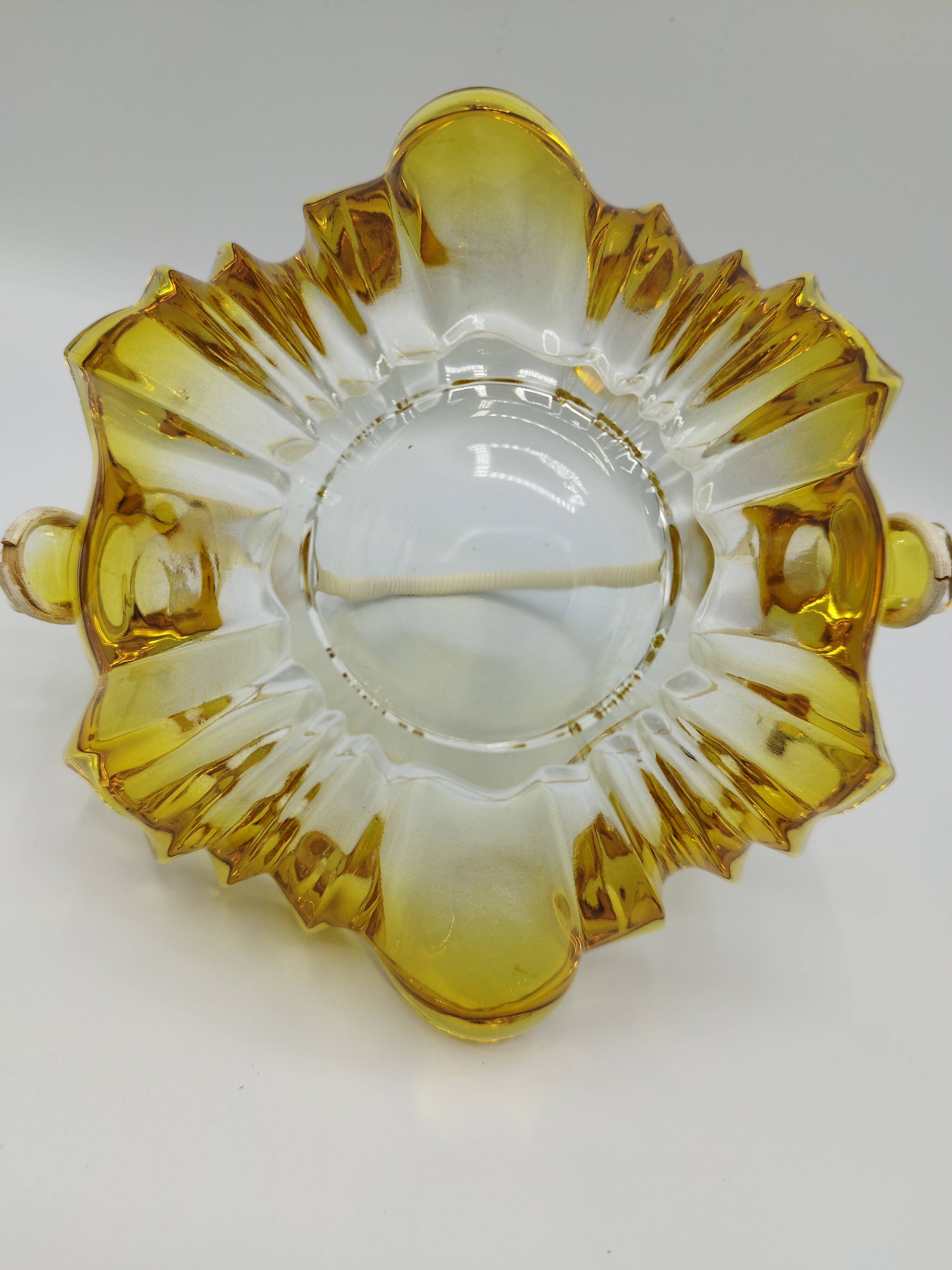 Vintage amber glass pocket basket with scoubidou handle – 1960s