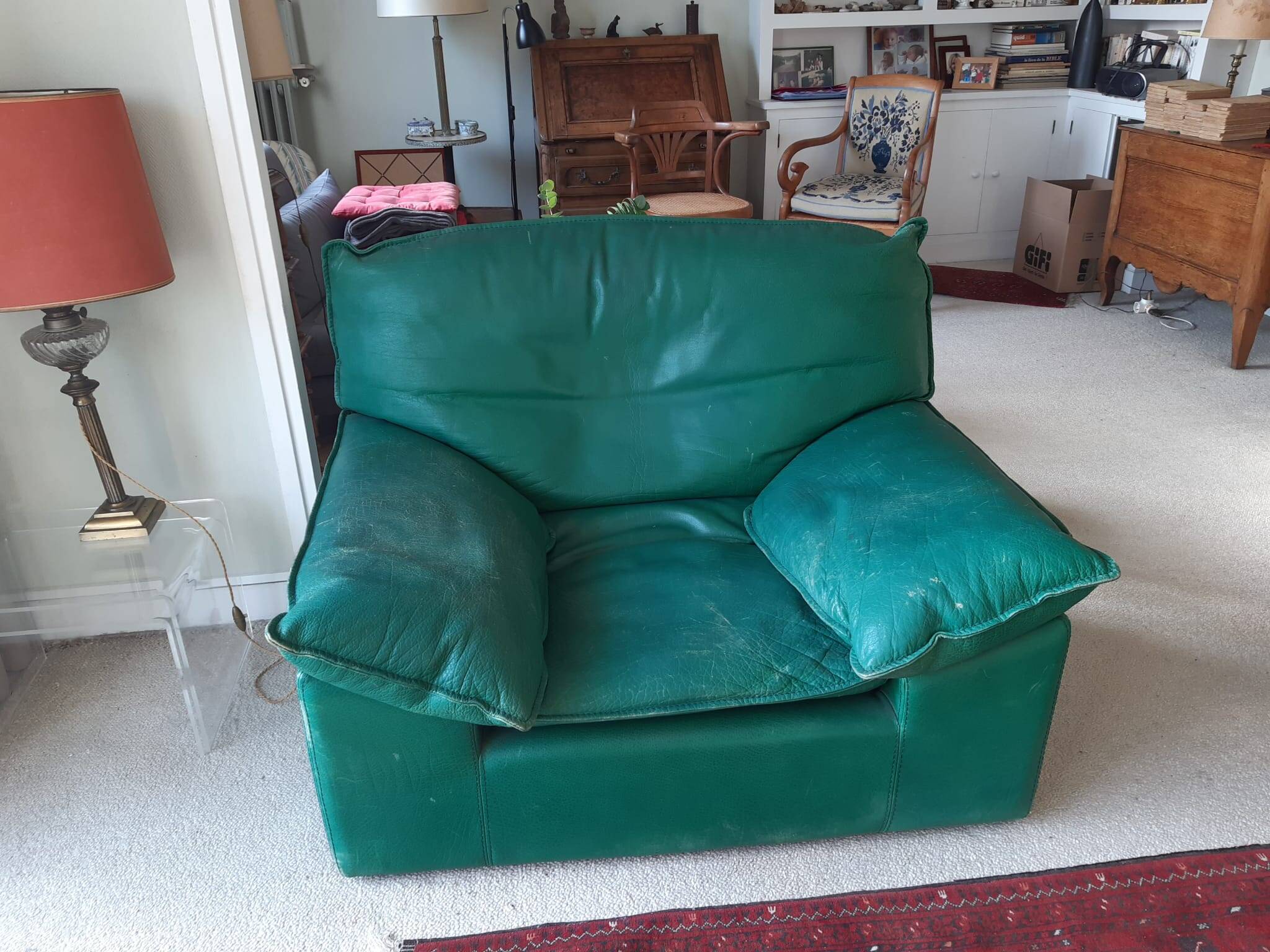 Sofa set and a green leather armchair - 1990s style - Duvivier brand
