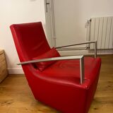 Rocking-chair en cuir rouge ligne roset