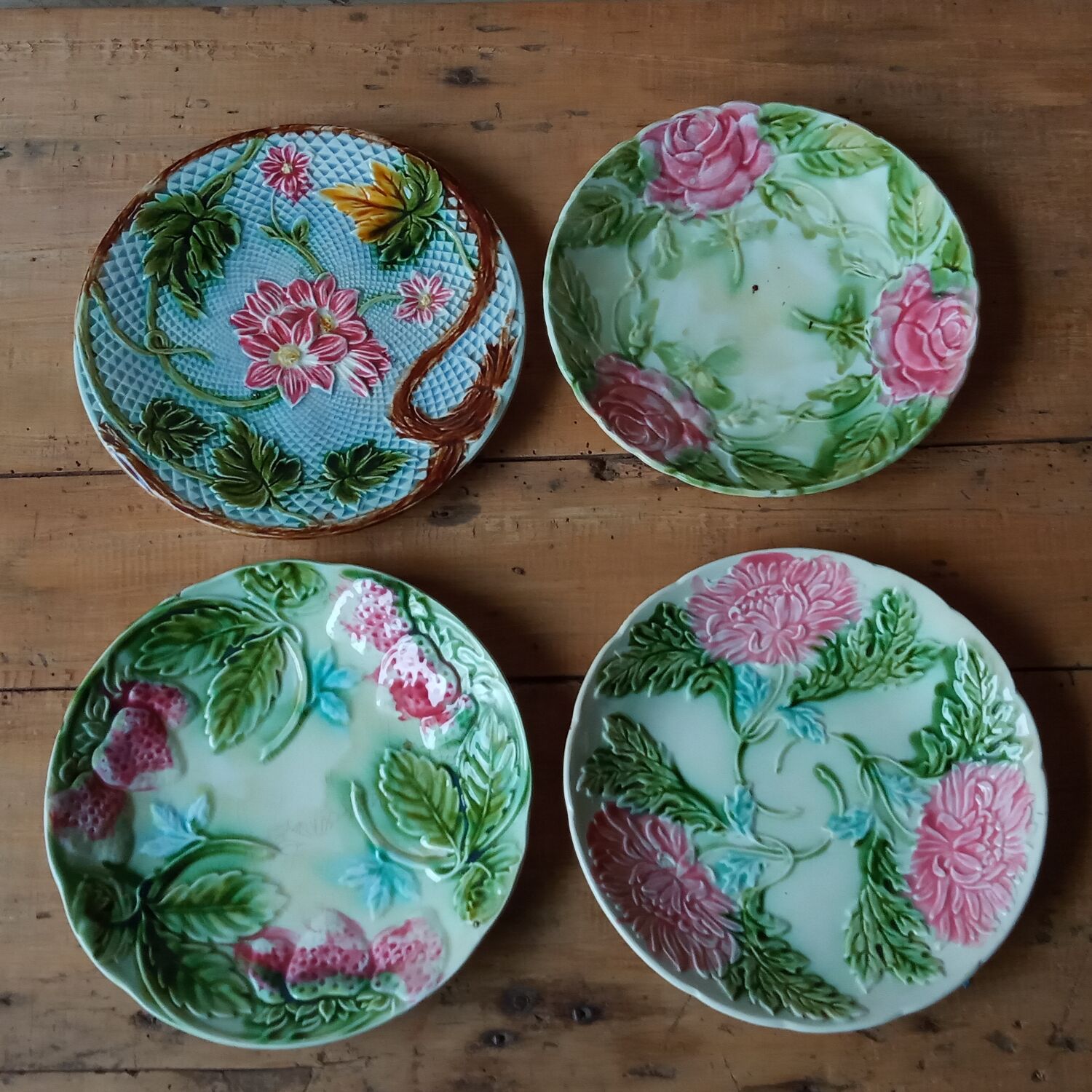 POP-UP CHRISTMAS Antique plate in slip