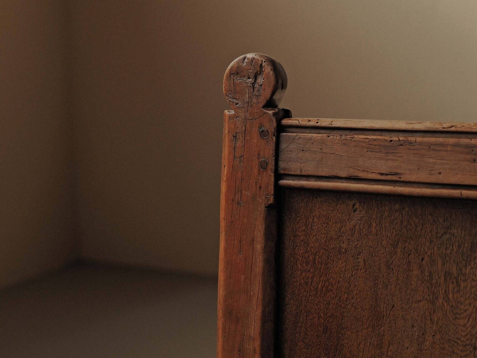 Peasant armchair in solid oak, France, 19th century