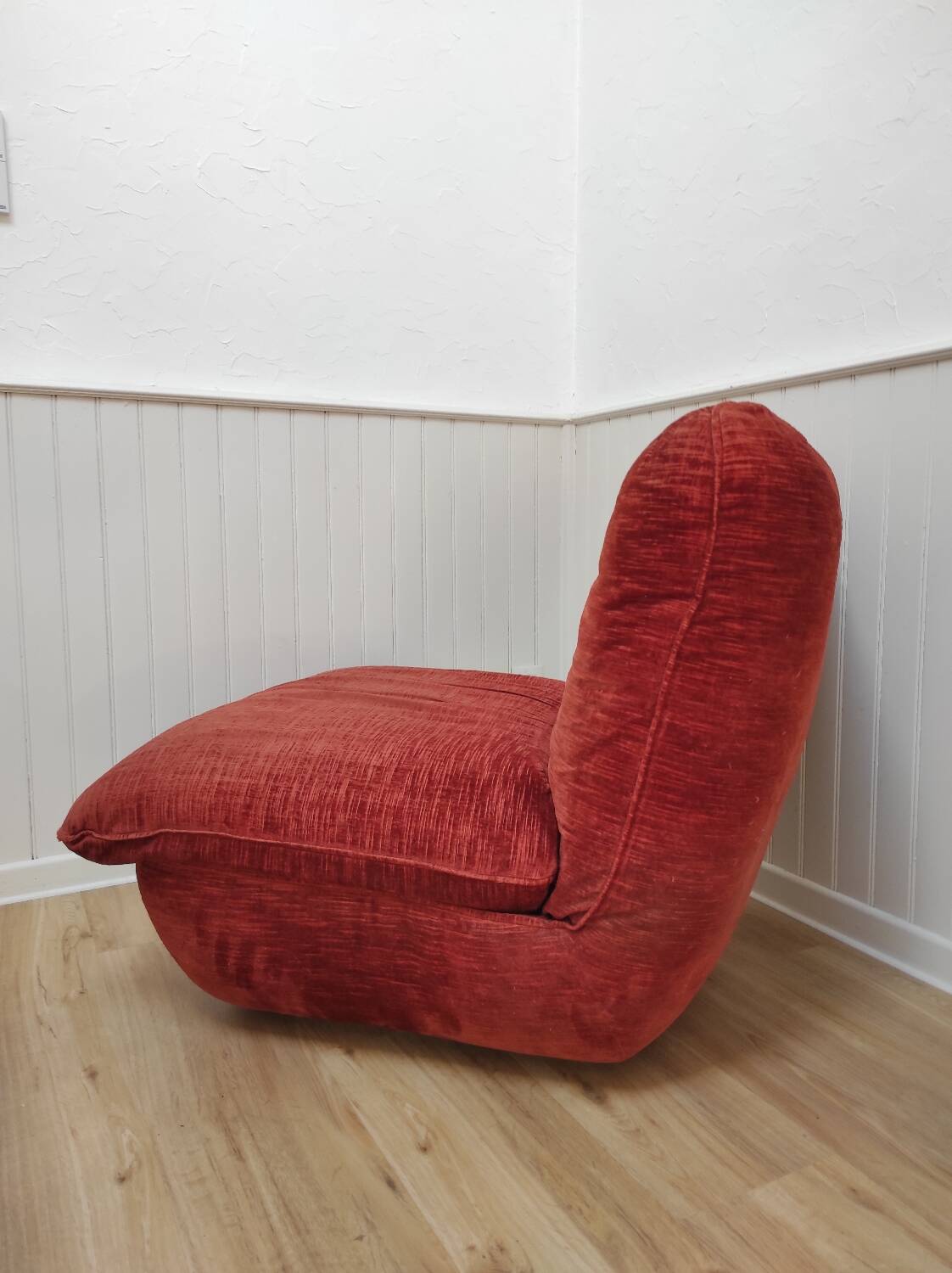Vintage Airborne armchair from the 70s
