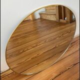 Round mirror