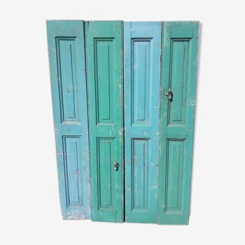 Lot shutters / doors / 4 elements solid wood patinated ep 1940 - 132cm
